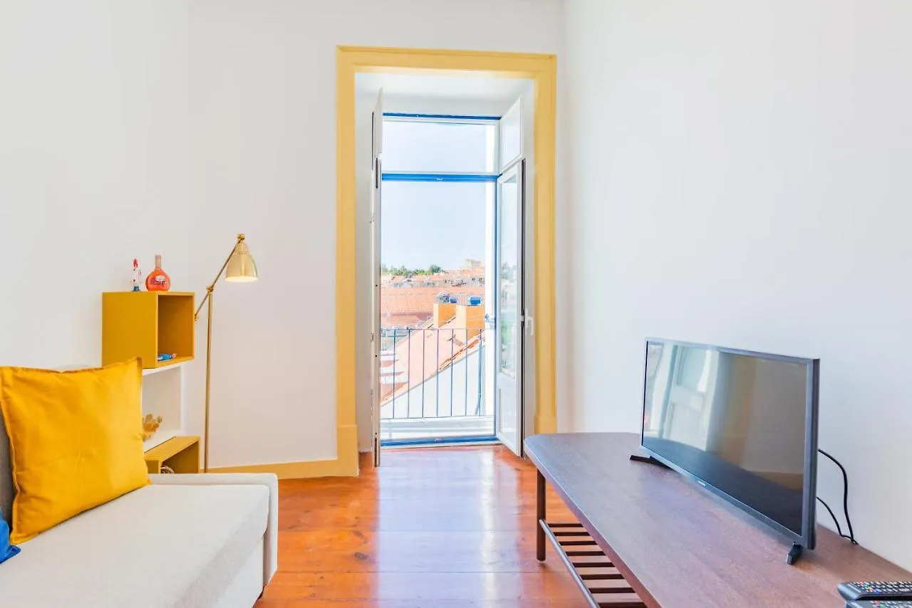 Bombarda 21 City Stay @ Retro Lisbon Apartment